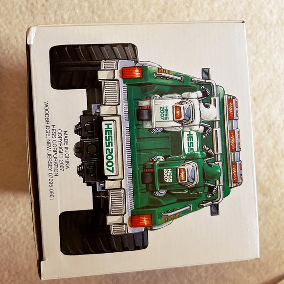 NIB Vintage 2007 HESS Oil Company Toy MONSTER Truck w/2 Motorcycles and  org bag - Picture 6 of 8